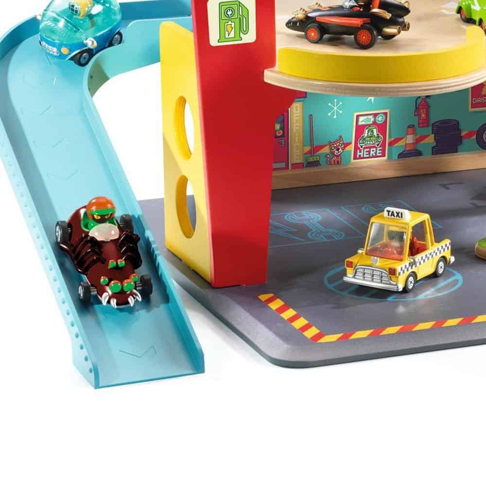 Brainkid Toys - Crazy Motors Garage 2 Crazy Motors Garage - Image 2
