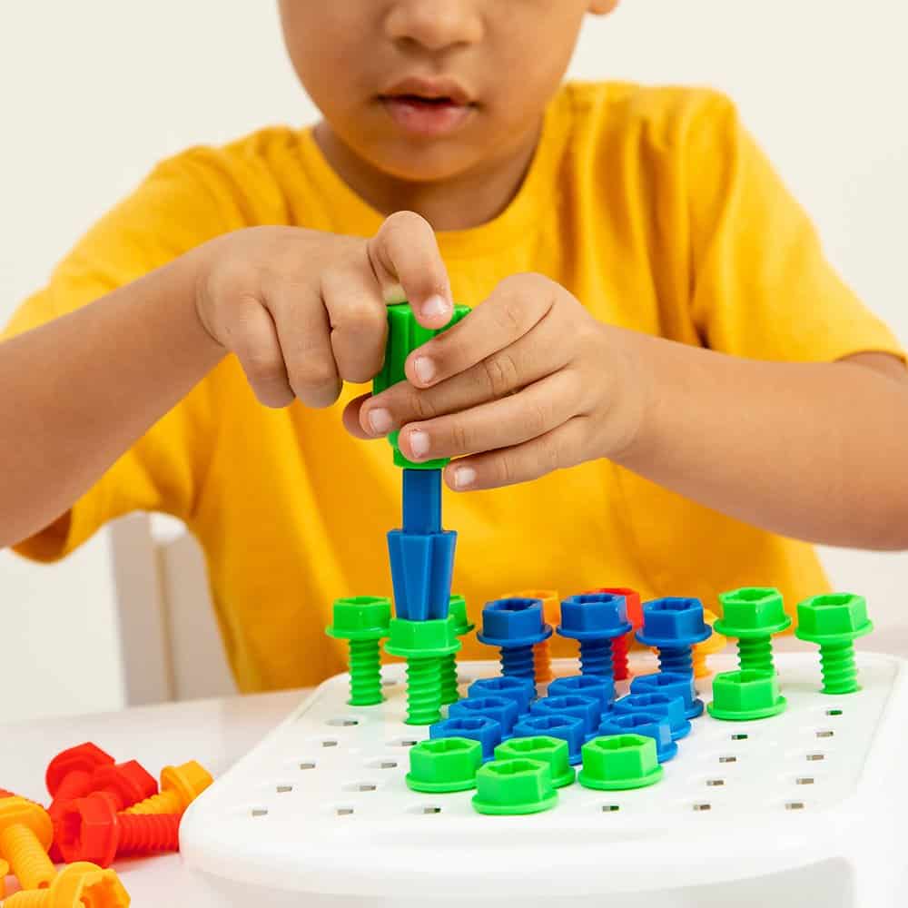 Brainkid Toys - Design Drill Patterns Shapes 4 Design Drill Patterns Shapes - Image 4