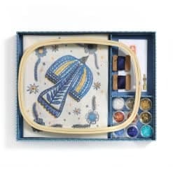Djeco Atelier 59 -  Beaded Embroidery Bird - Image 3