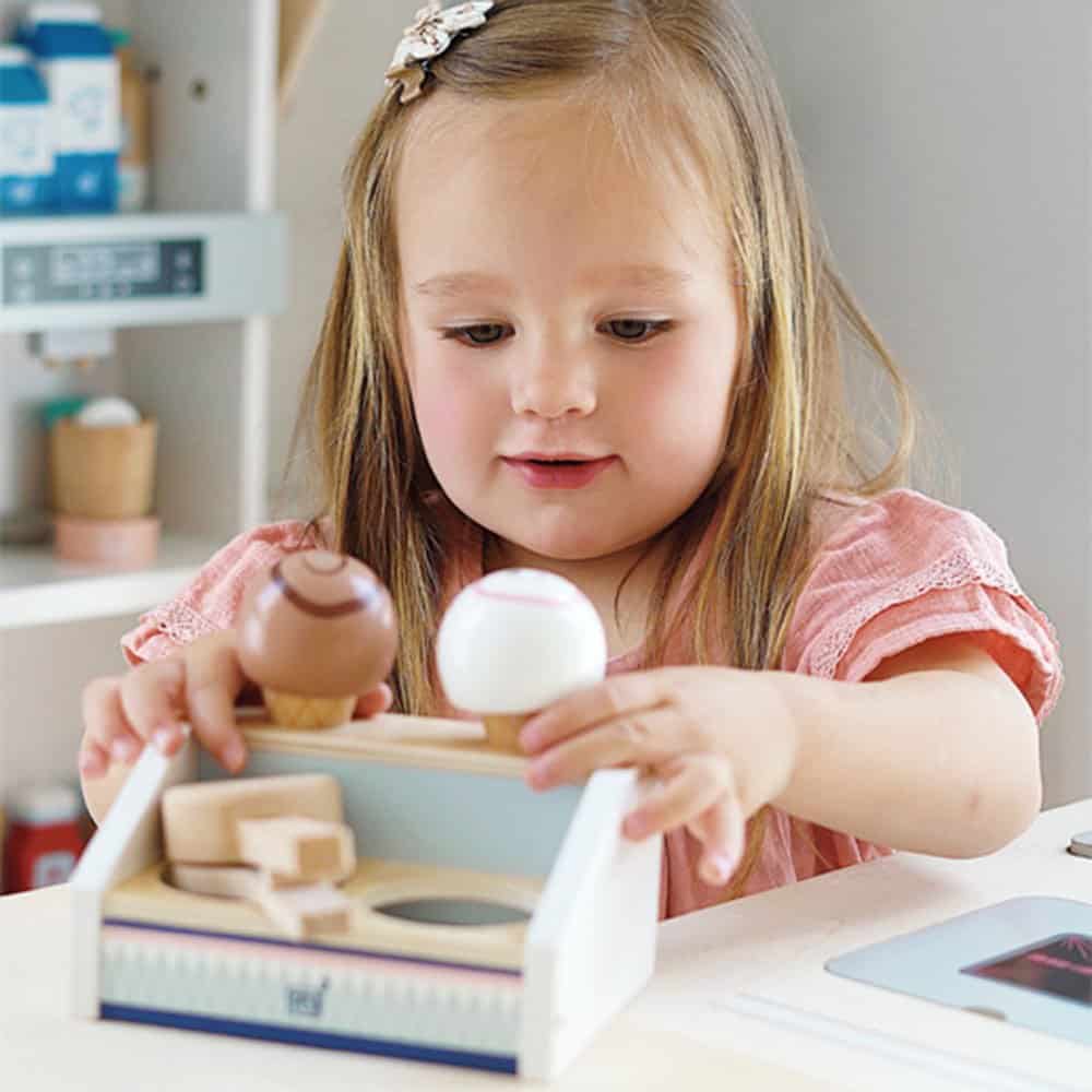 Brainkid Toys - Compact Ice Cream Counter 3 Compact Ice Cream Counter - Image 3