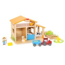 Wooden Farm with Accessories